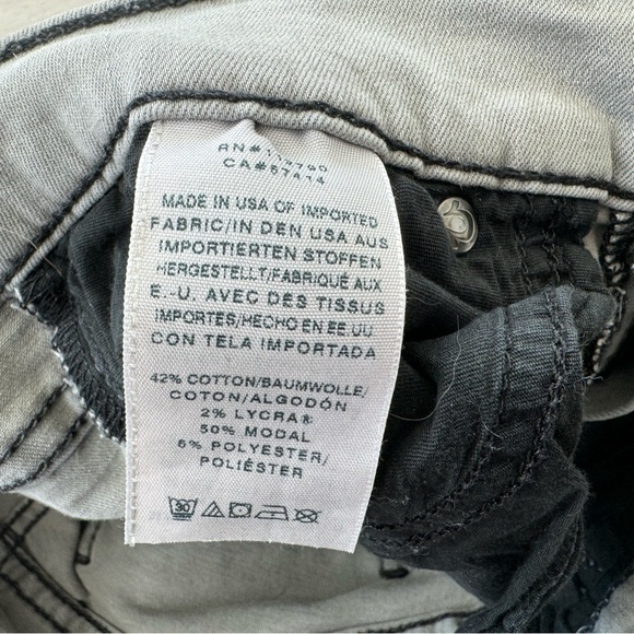 True Religion Halle Midrise Super Skinny Jeans (25) - Picture 5 of 9